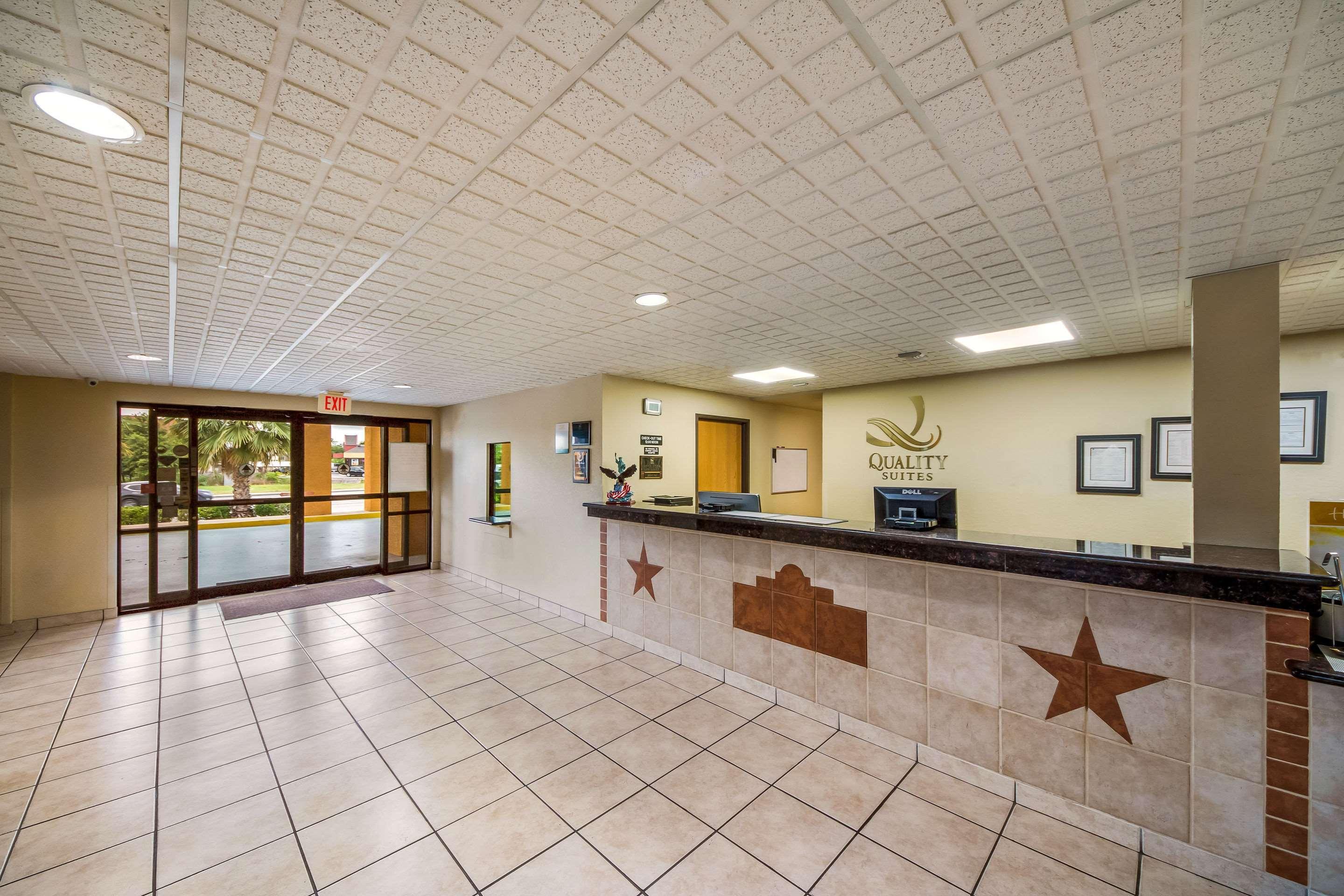 Quality Suites San Antonio Exterior foto