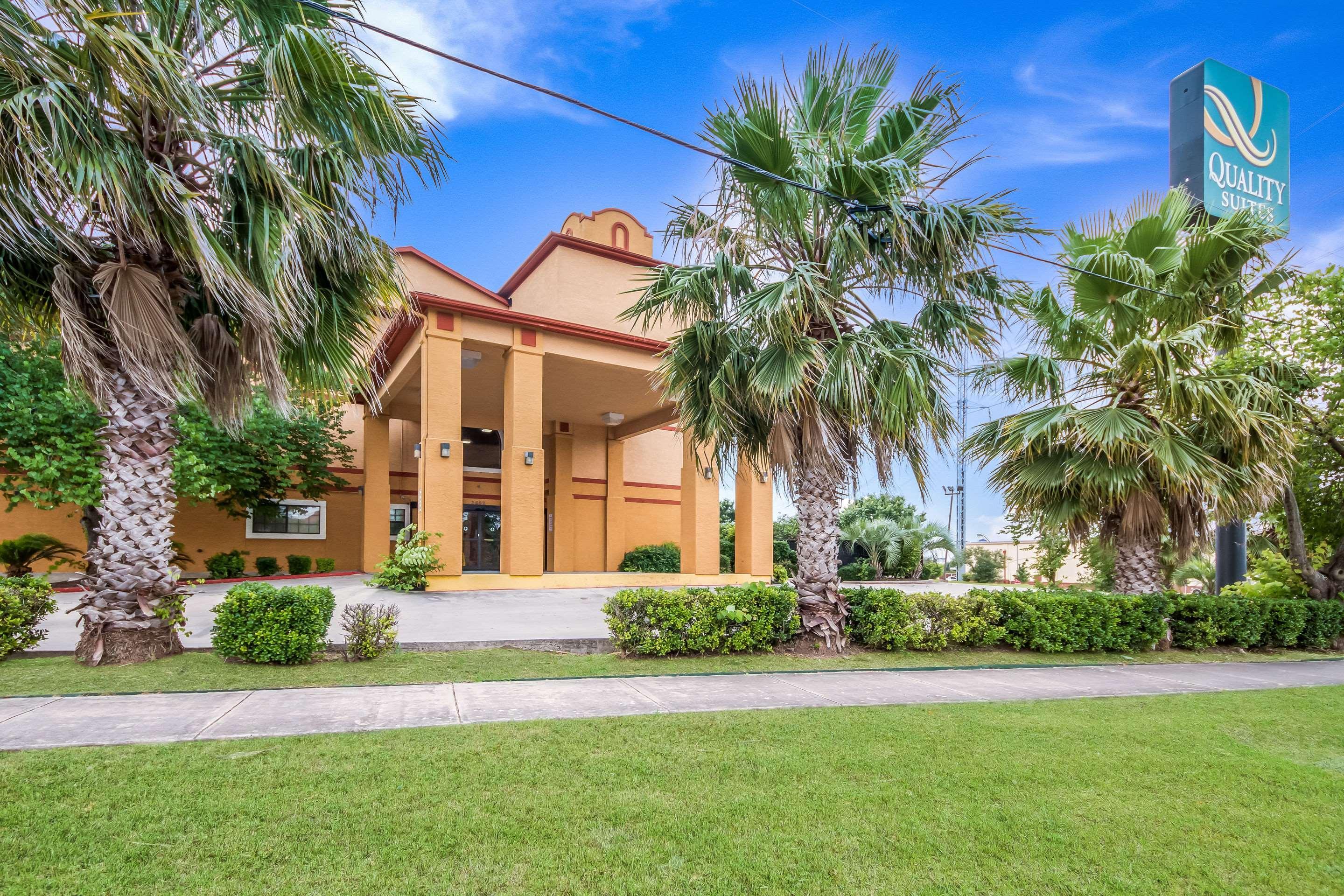 Quality Suites San Antonio Exterior foto