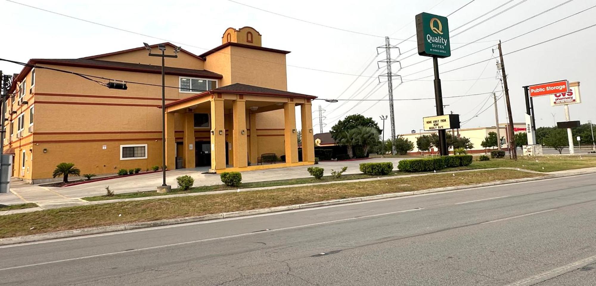 Quality Suites San Antonio Exterior foto