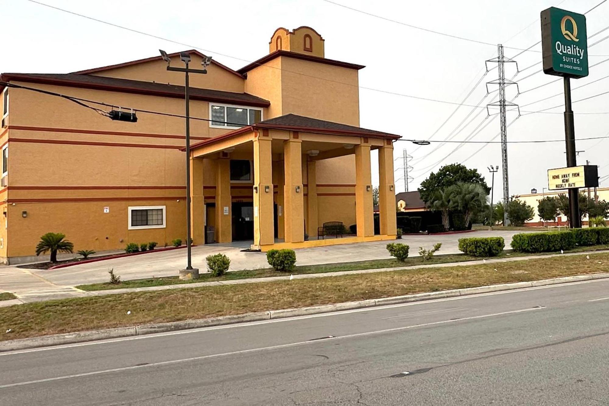 Quality Suites San Antonio Exterior foto