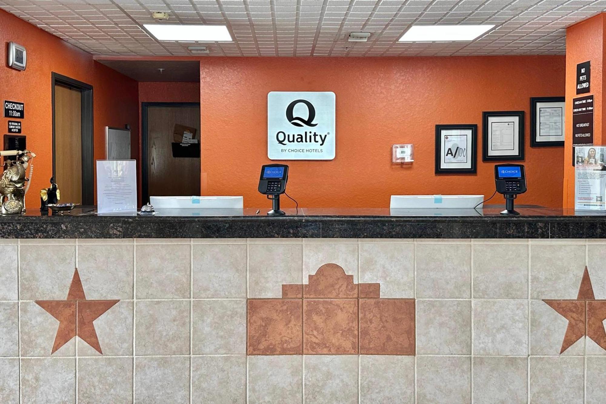 Quality Suites San Antonio Exterior foto